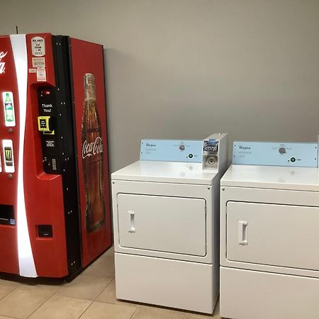 Red Roof Inn Amarillo West Экстерьер фото