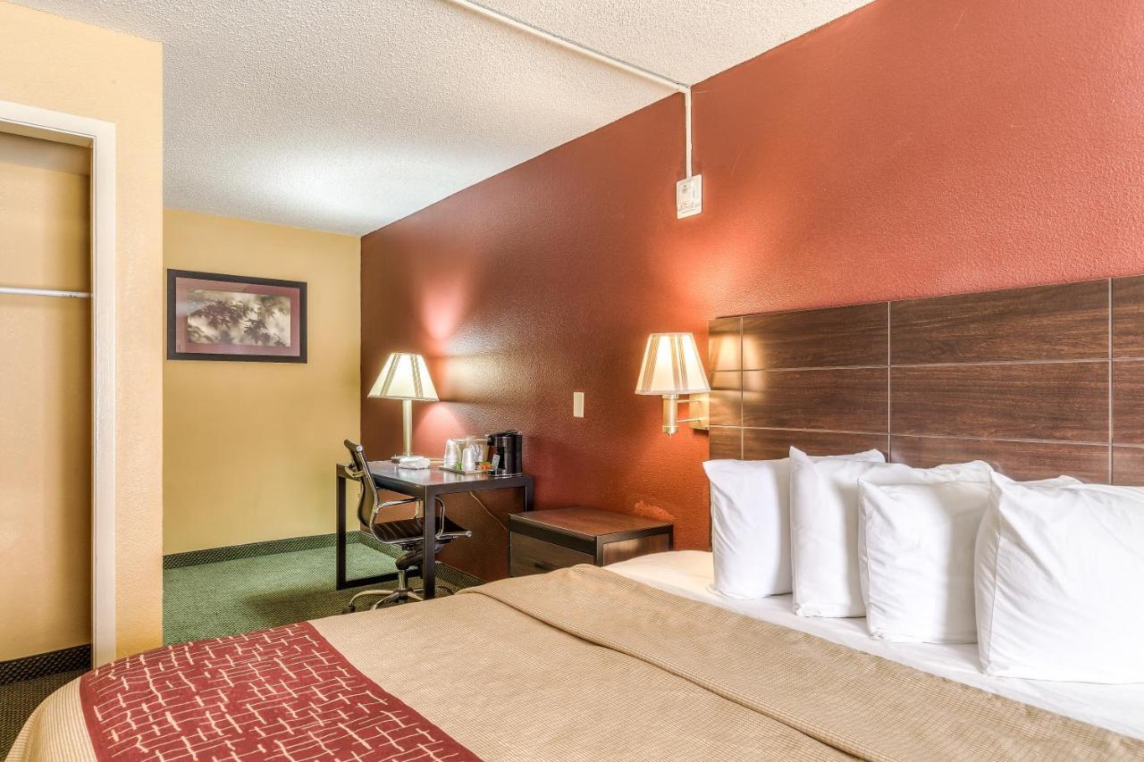 Red Roof Inn Amarillo West Экстерьер фото