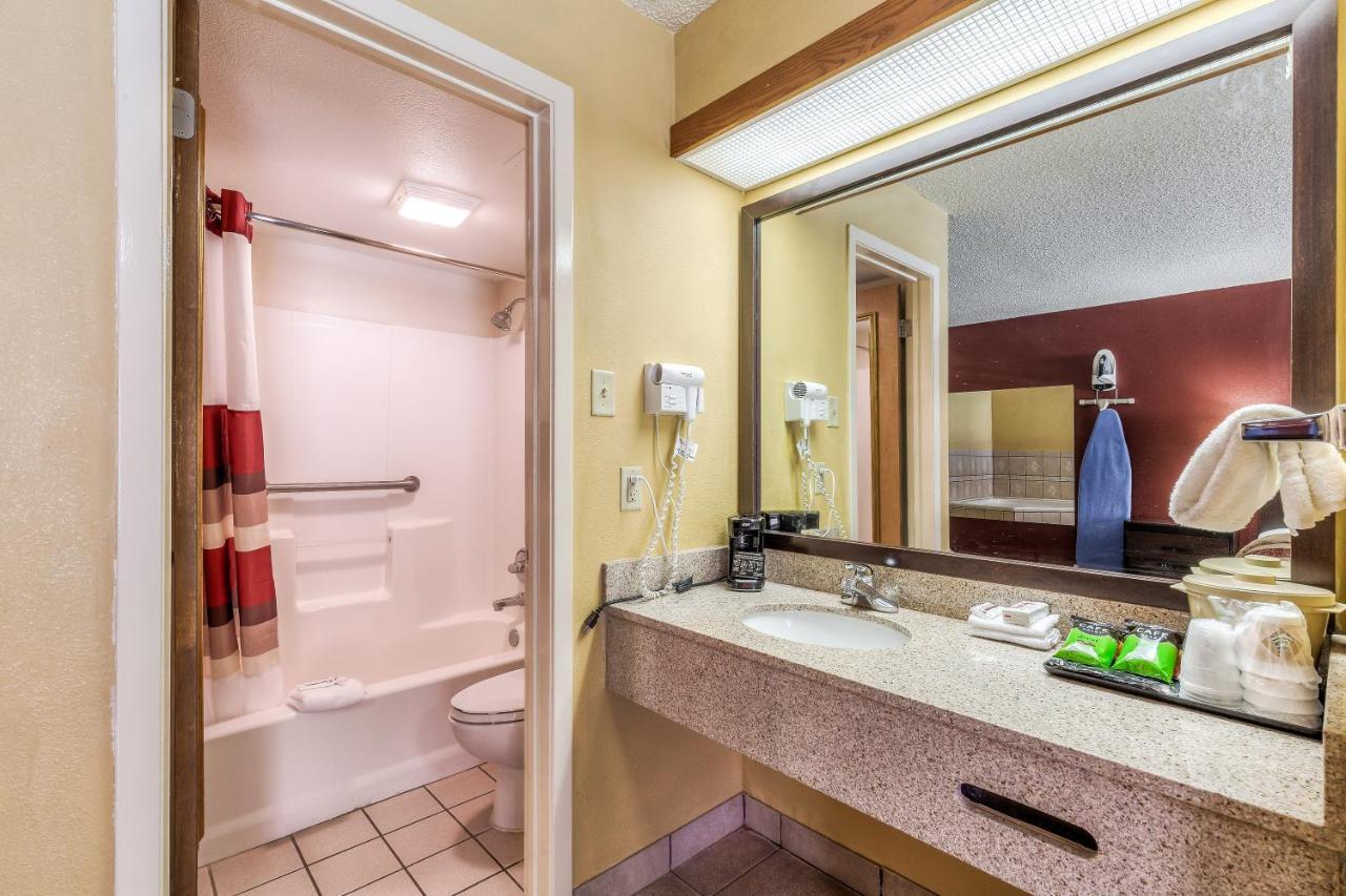 Red Roof Inn Amarillo West Экстерьер фото