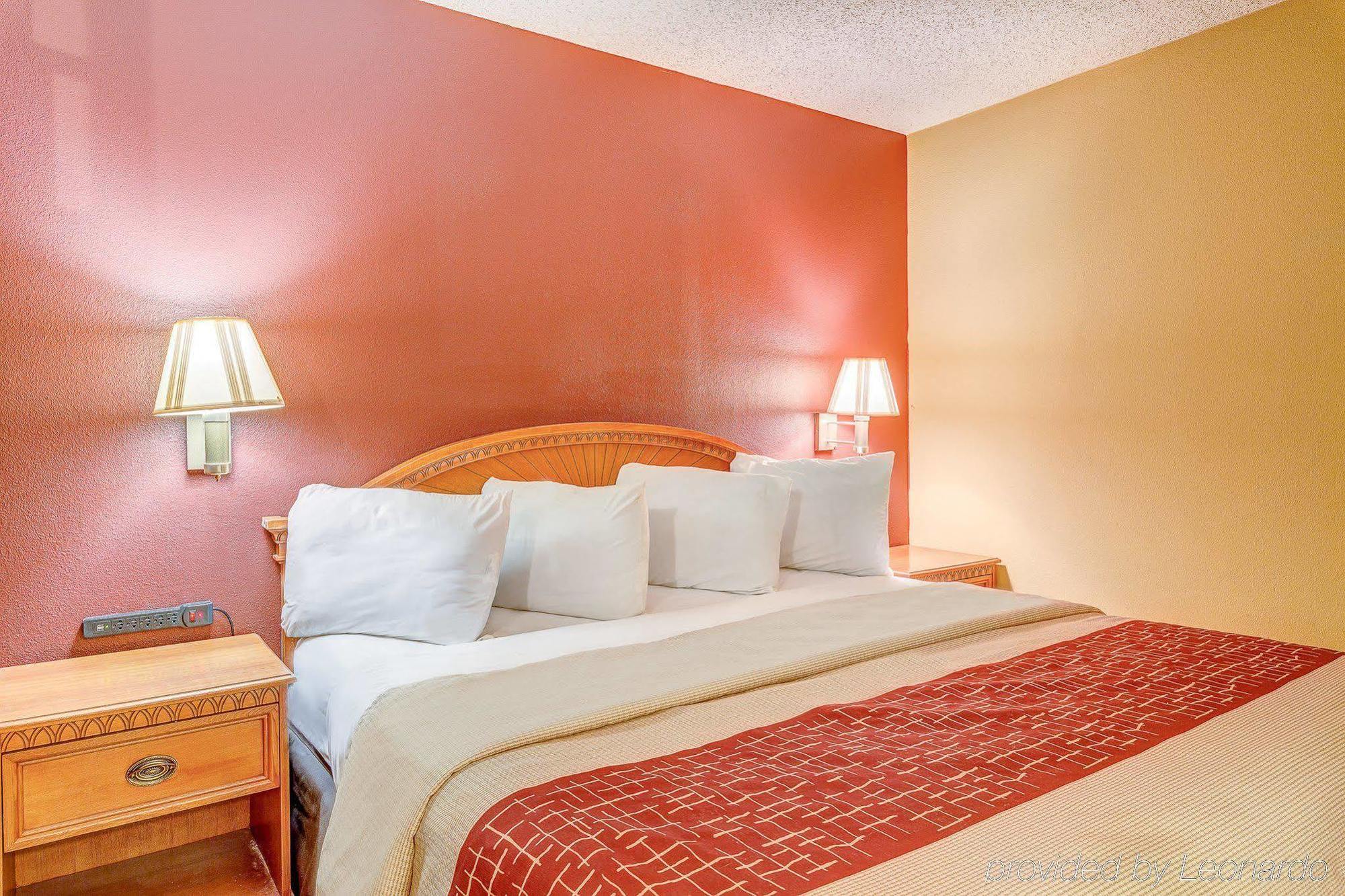 Red Roof Inn Amarillo West Экстерьер фото